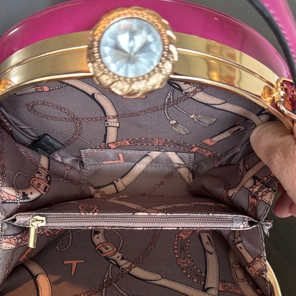 Elegant Pink Round Handbag🩷🩷🩷 - Picture 7 of 7